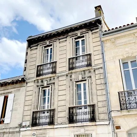 Le Nid - Centre Apartment